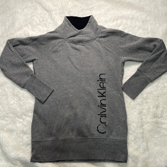 Calvin Klein Performance Sweatshirt - Picture 7 of 7